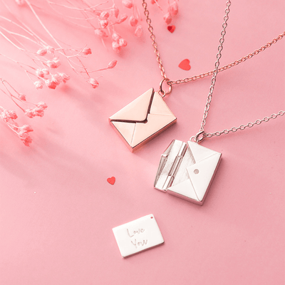 Chanson d'Amour - The Love Song Necklace By Gamer Fresh