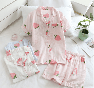 The "Loffy Li Big Strawberry Pajamas Pure Cotton Set